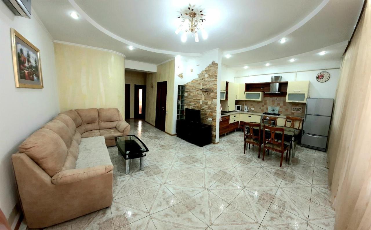 Elegance Apartment Chisinau Center Close To Stefan Cel Mare Exteriér fotografie